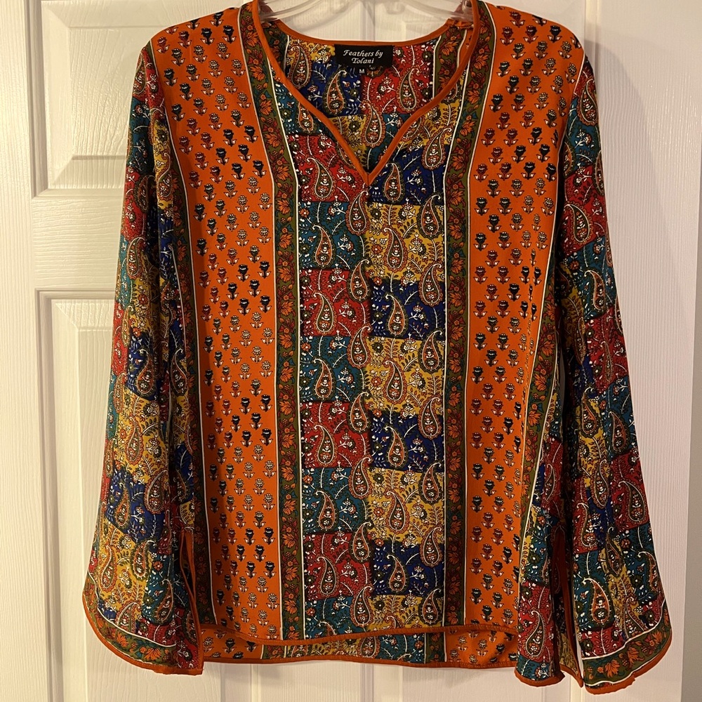 Tunic top by Feathers by Tolani - EUC Size M